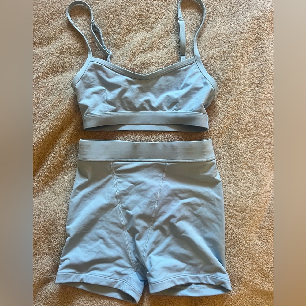 Abysse Greta Bottom and Shaffer Top